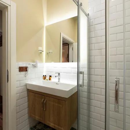 Level Apartmán