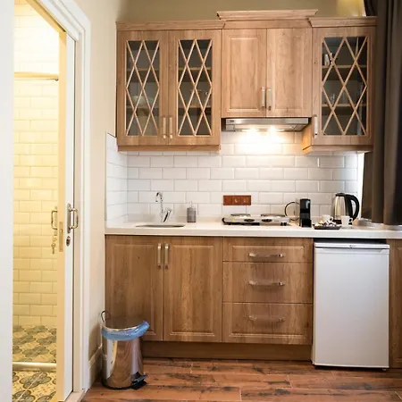 Level Κωνσταντινούπολη