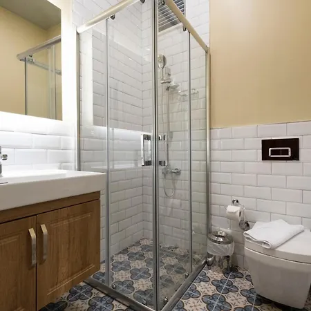 Apartment Level *